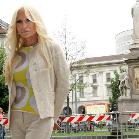 patrimonio versace|donatella versace value.